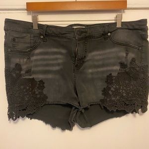 Torrid - Black/dark grey denim jeans with floral crochet detail